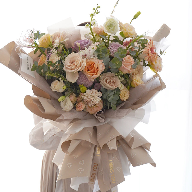 MYHC-28 Papel de embrulho de flores de couro monocromático com desenho de linha em formato de coração
