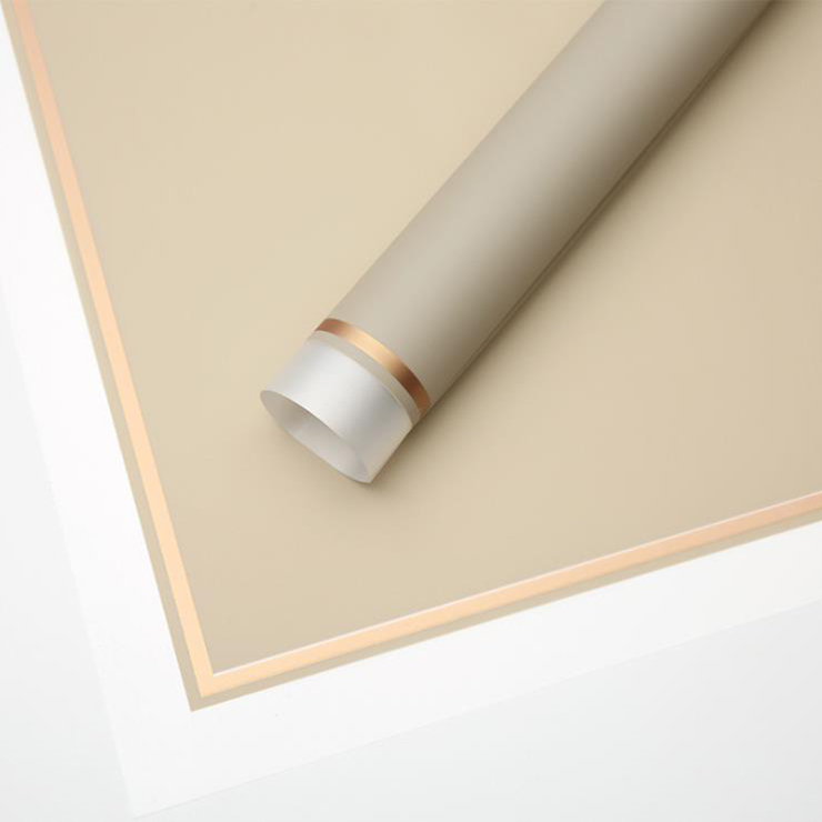 Borda branca MYHC-61 com papel de embrulho de flor fosca de filme fosco com borda dourada
