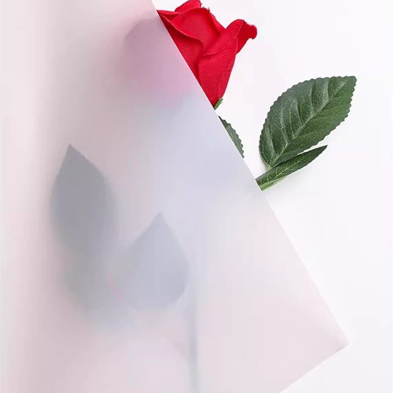 Papel de embrulho de flores translúcido de cor sólida fosca