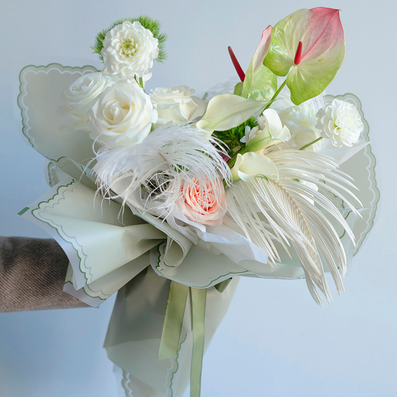 Papel de embrulho de flores com filme gelatinoso de pétalas
