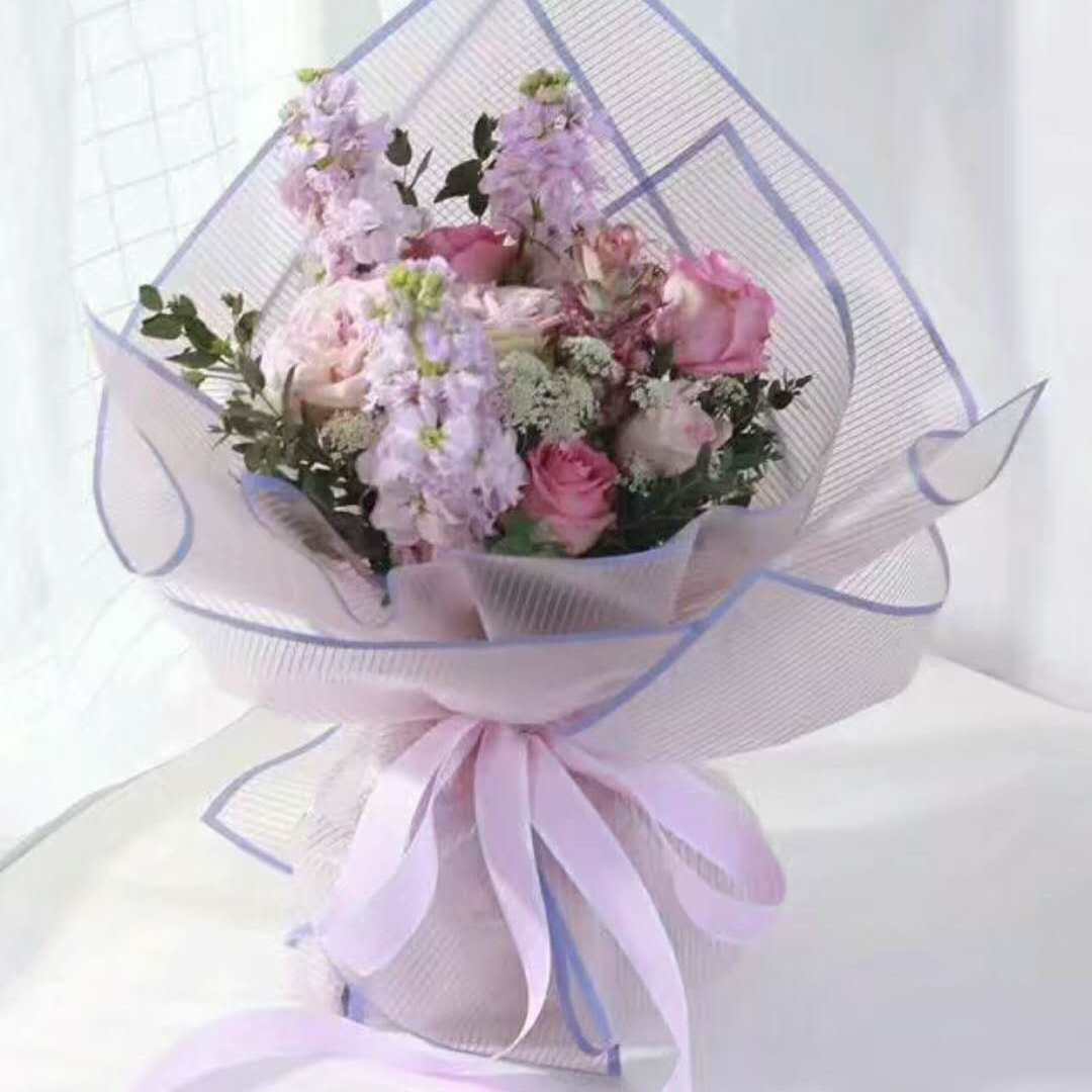 Papel de embrulho de flores listrado