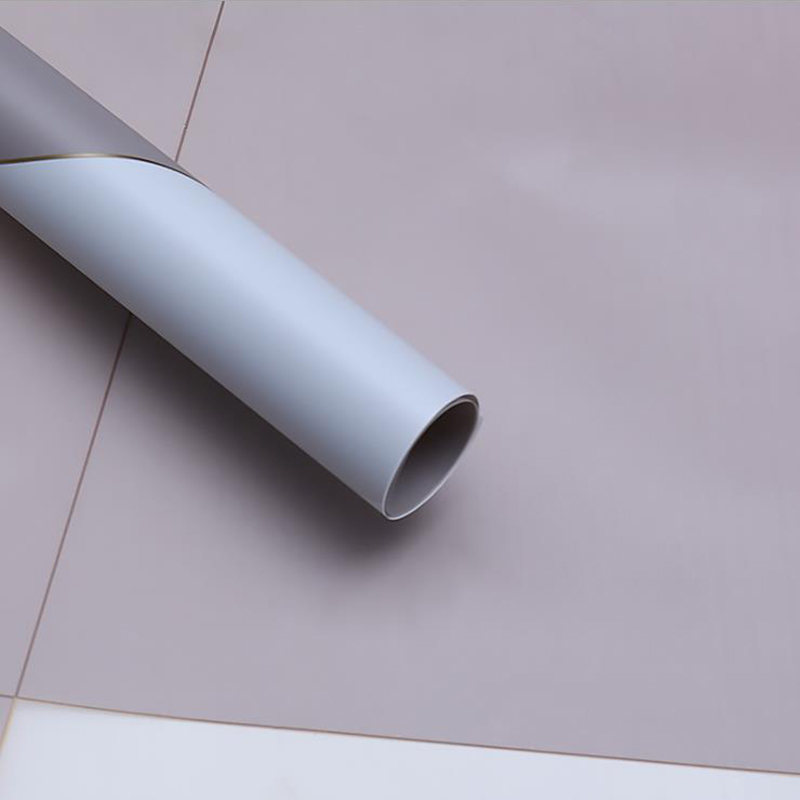 Buquê de flores à prova d'água envolvendo nosso papel com linha magnética