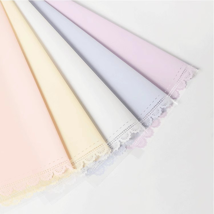 Papel embrulhado com renda impermeável espessada de plástico