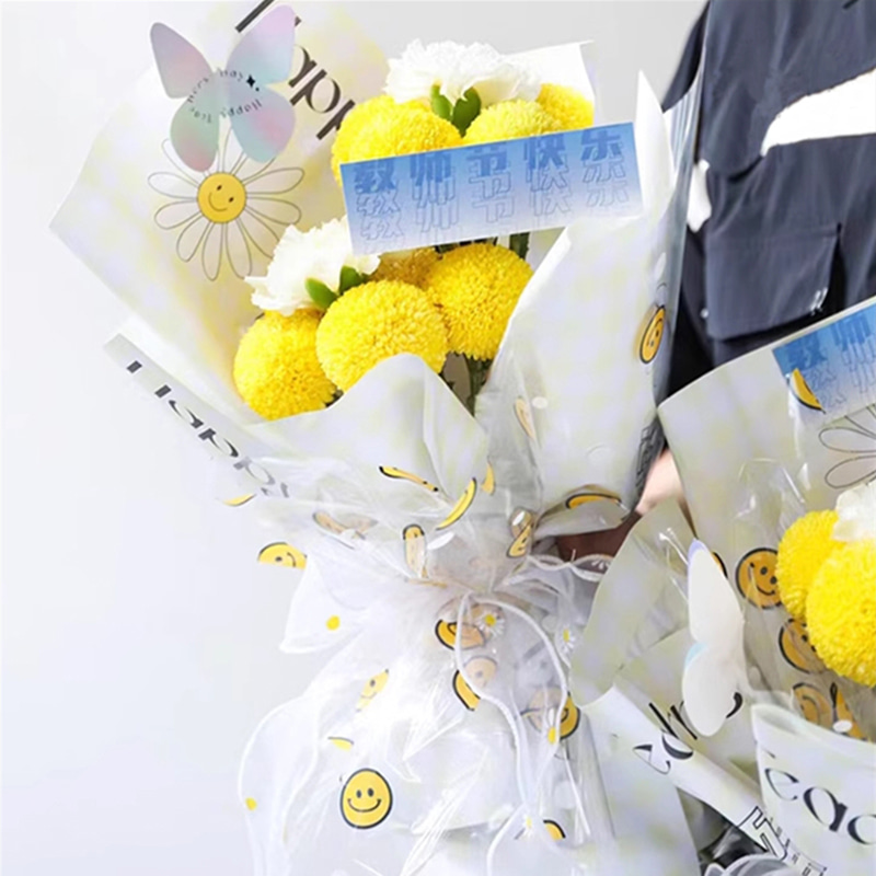 Papel de embrulho de flores com rosto sorridente de celofane OPP