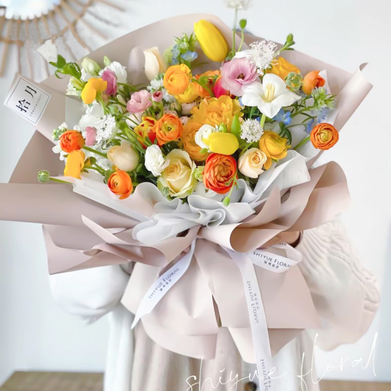 Filme plástico para embrulho de flores com espessura de 7,5 mil.