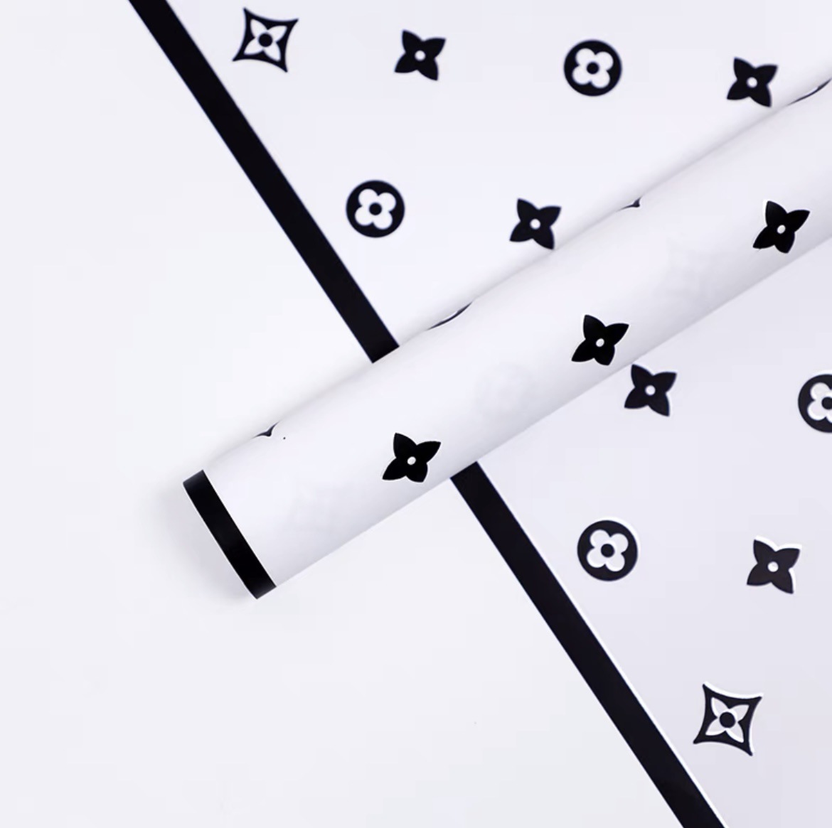 Papel de embrulho da marca Louis