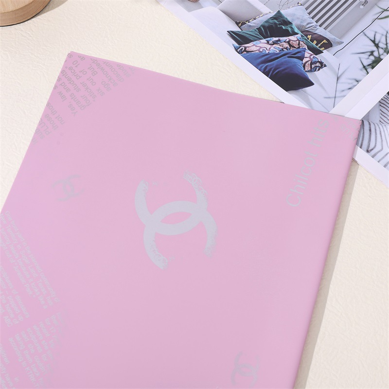 Papel de embrulho da marca Chanel