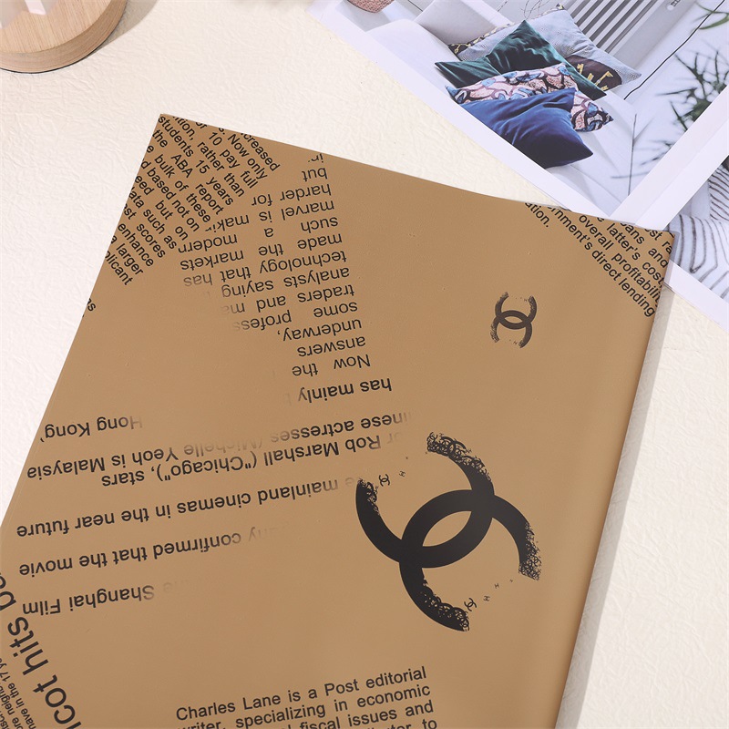 Papel de embrulho da marca Chanel