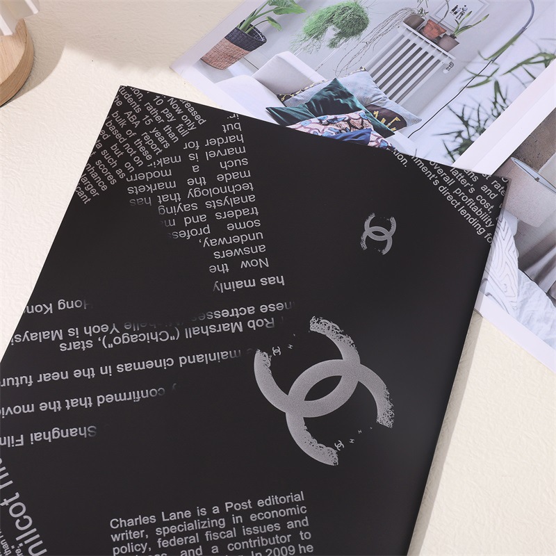 Papel de embrulho da marca Chanel