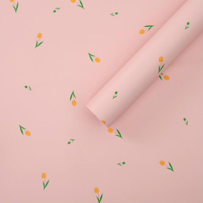 Buquê de papel de embrulho grosso com palavras artísticas