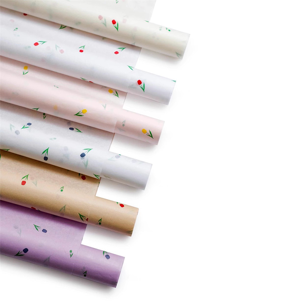 Buquê de papel de embrulho grosso com palavras artísticas