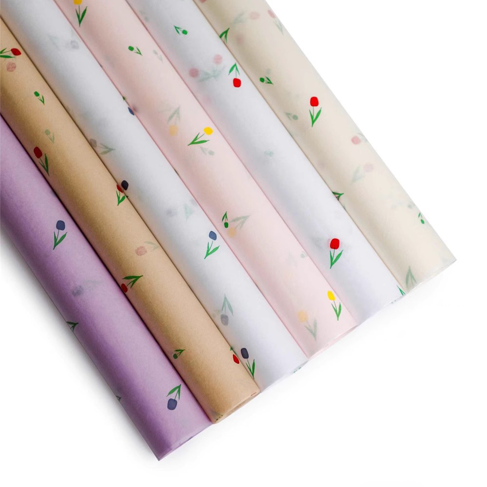 Buquê de papel de embrulho grosso com palavras artísticas