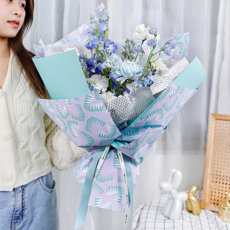 Seis papéis de embrulho de flores com estampa de folhas de cores vivas
