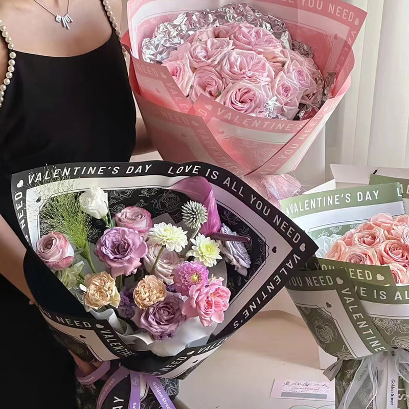 Papel de embrulho de flores com padrão rosa
