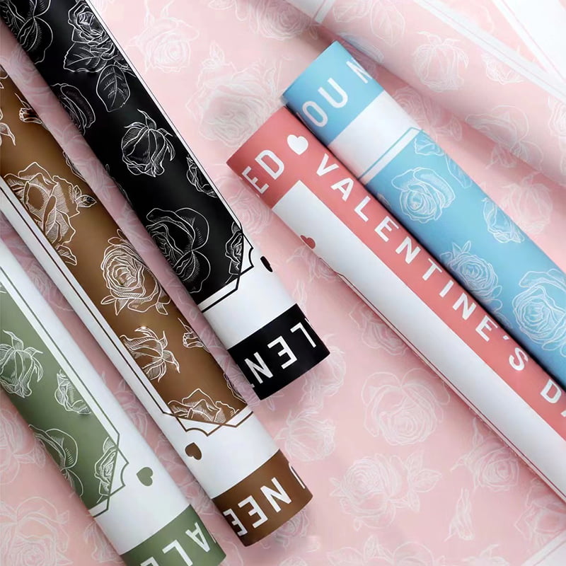 Papel de embrulho de flores com padrão rosa