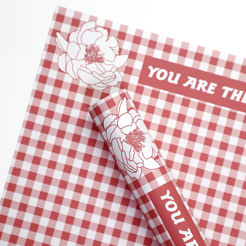 Papel de embrulho de flores de penas com padrão xadrez