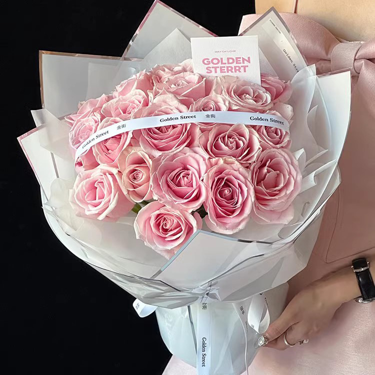 Papel de embrulho de flores com filme brilhante de água de íon prateado