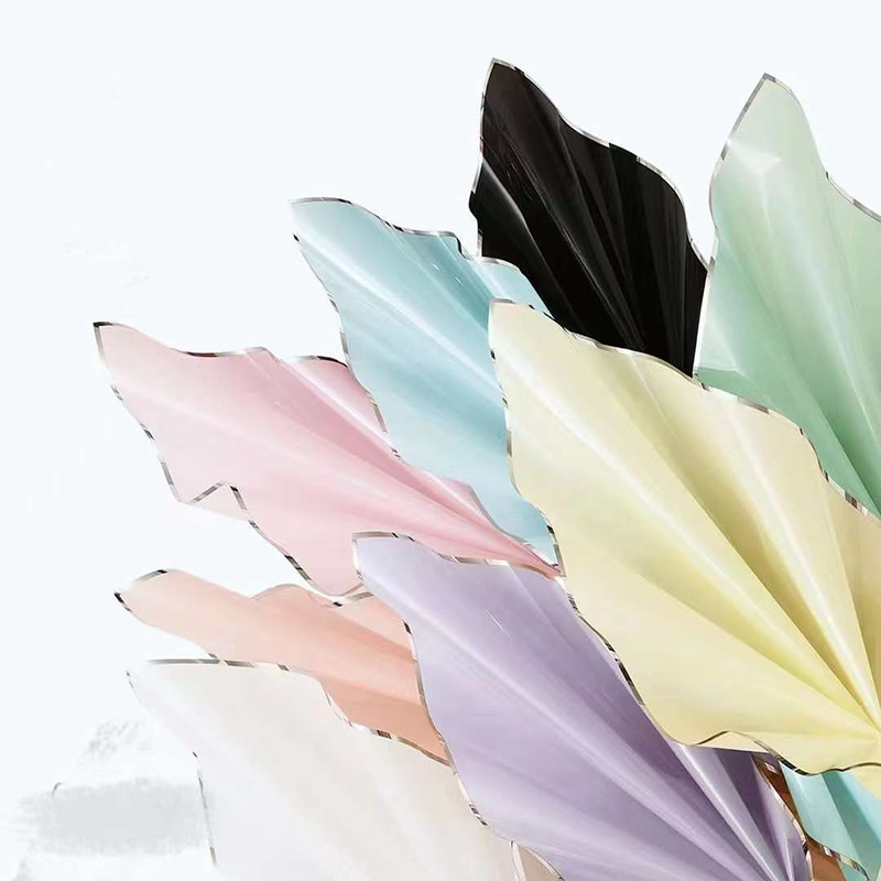Papel de embrulho de flores com filme brilhante de água de íon prateado
